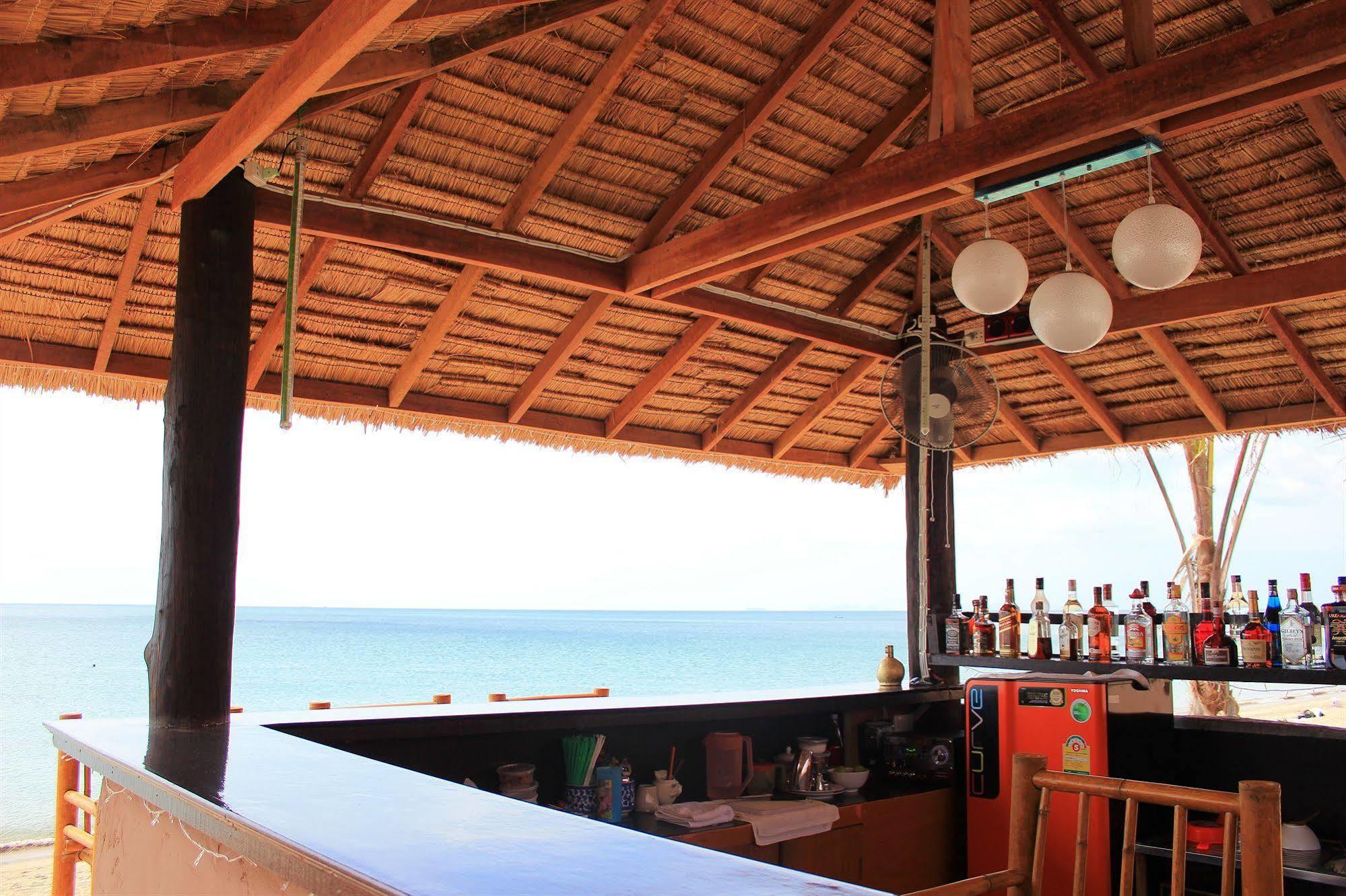 Peace Paradise Beach Koh Lanta Exterior photo