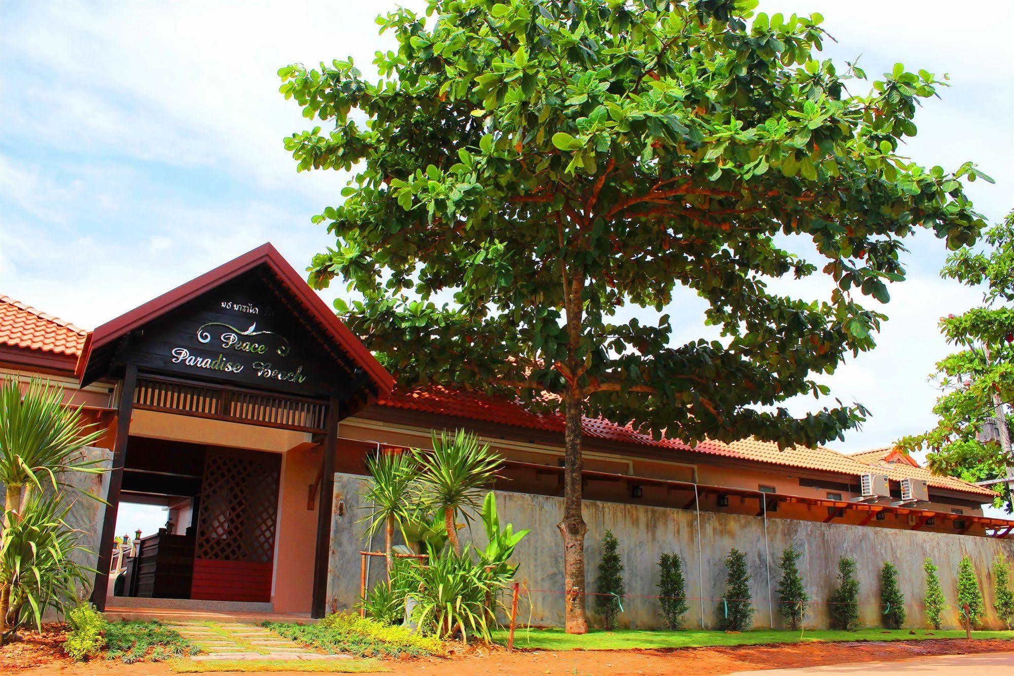 Peace Paradise Beach Koh Lanta Exterior photo